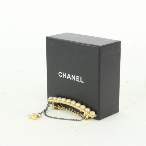Chanel 01A Pearl x Gold CC Brooch 929cc92 - Picture 12 of 12